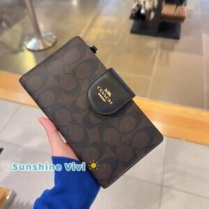 NWT COACH Tech Wallet in Colorblock Signature Canvas C2874 BROWN/BLACK